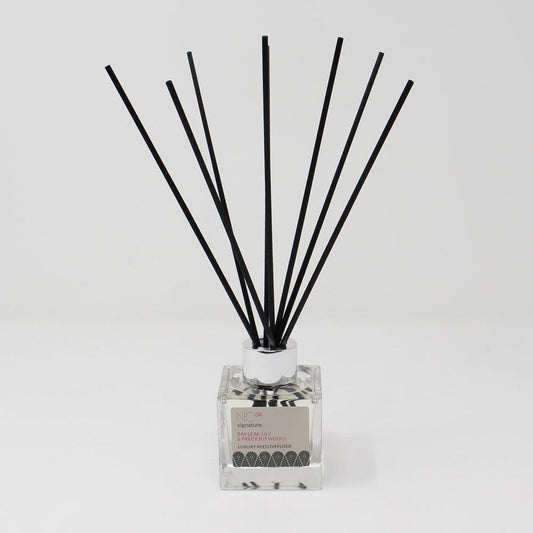 Northumbrian Candleworks - Bay Leaf Lily & Precious Woods - Reed Diffuser