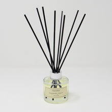 Load image into Gallery viewer, Northumbrian Candleworks - Honeysuckle Jasmine - Reed Diffuser
