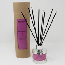 Load image into Gallery viewer, Northumbrian Candleworks - Mediterranean Fig - Reed Diffuser with Tube
