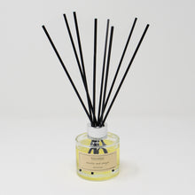 Load image into Gallery viewer, Northumbrian Candleworks - Vanilla &amp; Orange - Reed Diffuser
